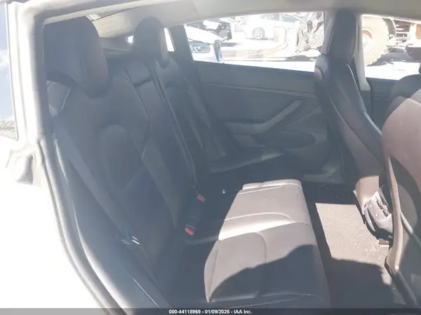 5YJ3E1EB0KF511968 2019 TESLA MODEL 3 - Image 8