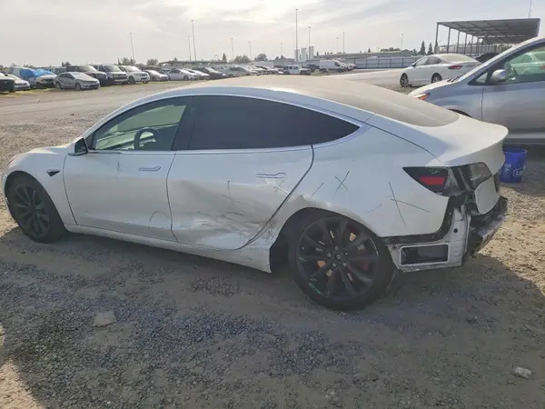 5YJ3E1EB0KF512568 2019 TESLA MODEL 3 - Image 2