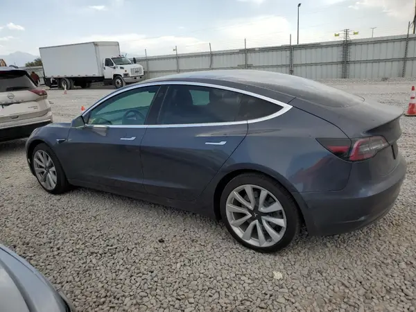 5YJ3E1EB0KF521576 2019 TESLA MODEL 3 - Image 2