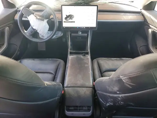 5YJ3E1EB0KF535221 2019 TESLA MODEL 3 - Image 8