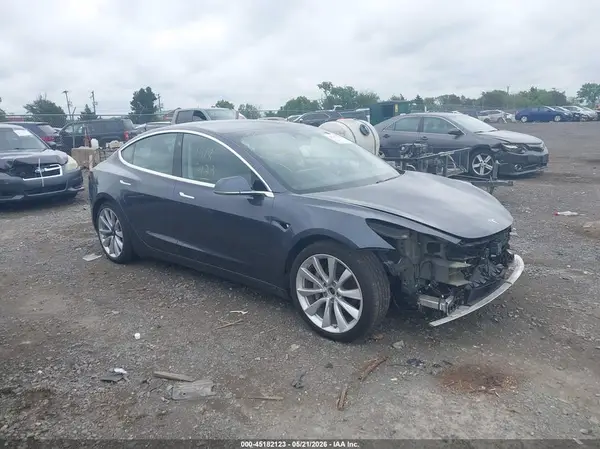 5YJ3E1EB0LF588924 2020 TESLA MODEL 3 - Image 1