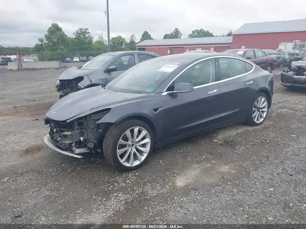 5YJ3E1EB0LF588924 2020 TESLA MODEL 3 - Image 2