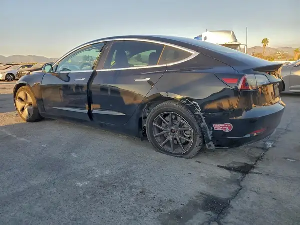 5YJ3E1EB0LF600036 2020 TESLA MODEL 3 - Image 2