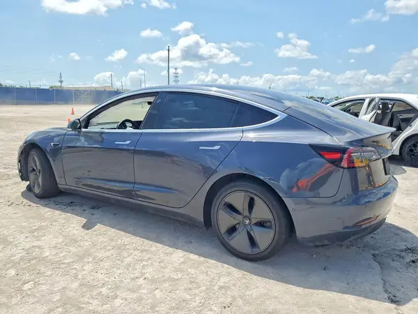 5YJ3E1EB0LF616396 2020 TESLA MODEL 3 - Image 2