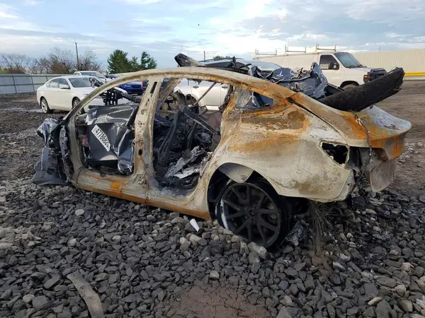 5YJ3E1EB0LF616768 2020 TESLA MODEL 3 - Image 2