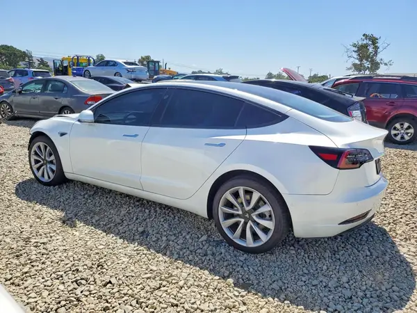 5YJ3E1EB0LF622893 2020 TESLA MODEL 3 - Image 2