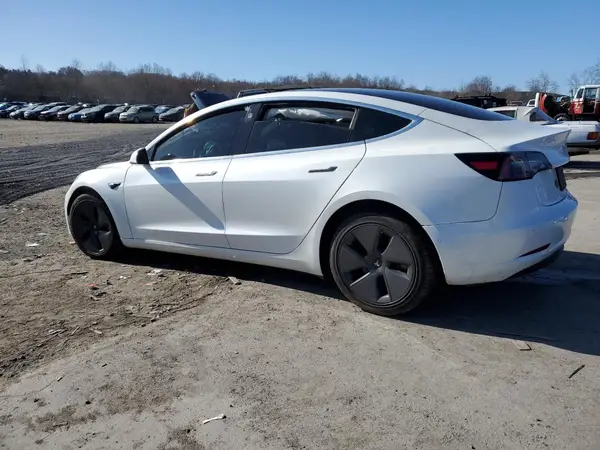 5YJ3E1EB0LF628130 2020 TESLA MODEL 3 - Image 2