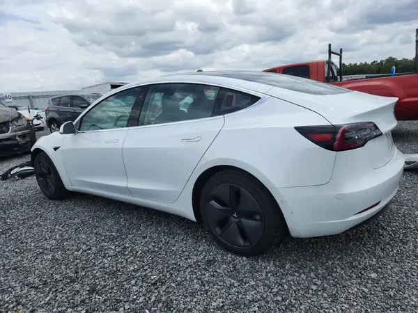 5YJ3E1EB0LF637684 2020 TESLA MODEL 3 - Image 2