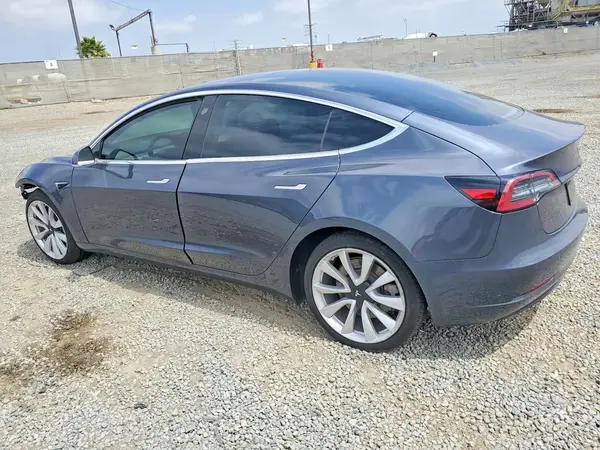 5YJ3E1EB0LF650824 2020 TESLA MODEL 3 - Image 2