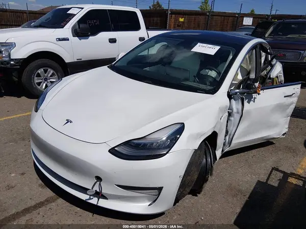 5YJ3E1EB0LF651570 2020 TESLA MODEL 3 - Image 2