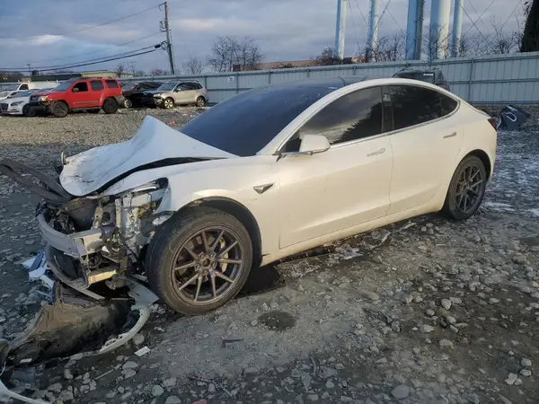 5YJ3E1EB0LF665016 2020 TESLA MODEL 3 - Image 1