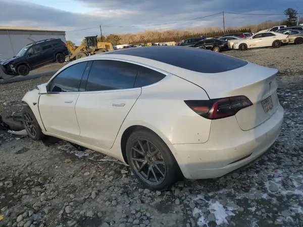 5YJ3E1EB0LF665016 2020 TESLA MODEL 3 - Image 2
