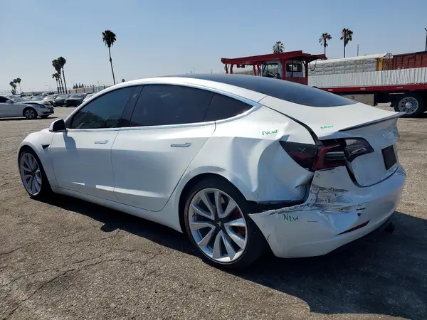 5YJ3E1EB0LF667669 2020 TESLA MODEL 3 - Image 2