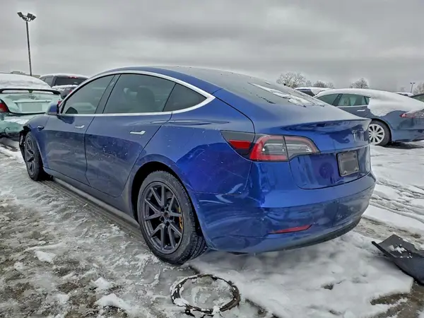 5YJ3E1EB0LF668403 2020 TESLA MODEL 3 - Image 2