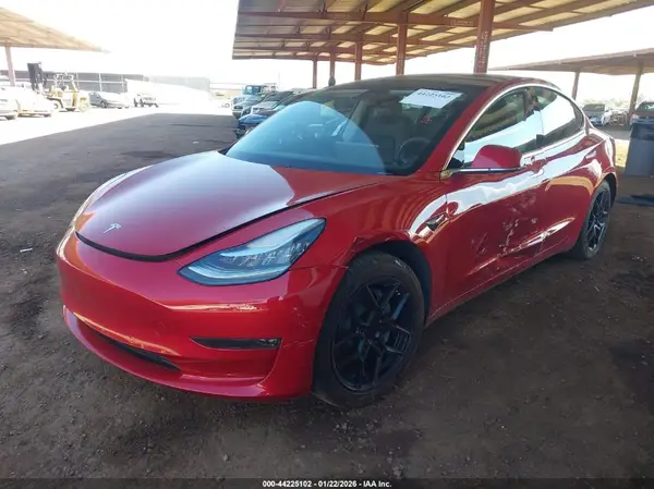 5YJ3E1EB0LF711167 2020 TESLA MODEL 3 - Image 2