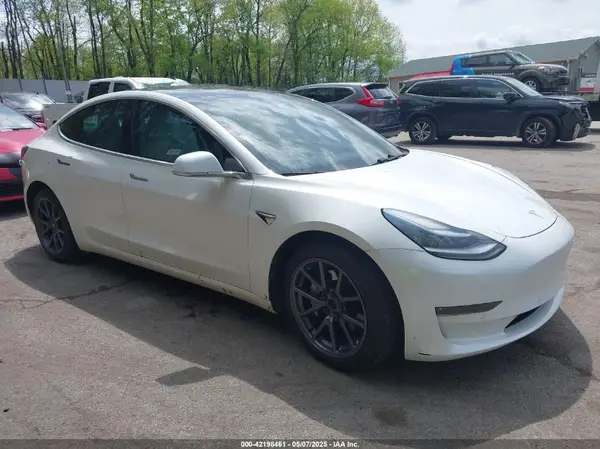 5YJ3E1EB0LF712545 2020 TESLA MODEL 3 - Image 1