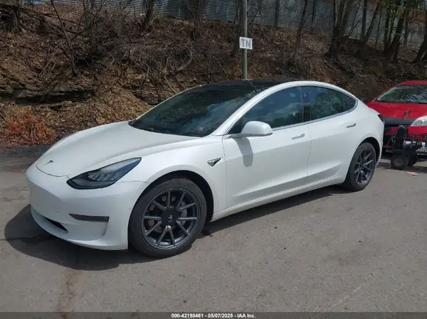 5YJ3E1EB0LF712545 2020 TESLA MODEL 3 - Image 2