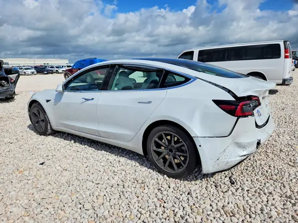 5YJ3E1EB0LF719964 2020 TESLA MODEL 3 - Image 2