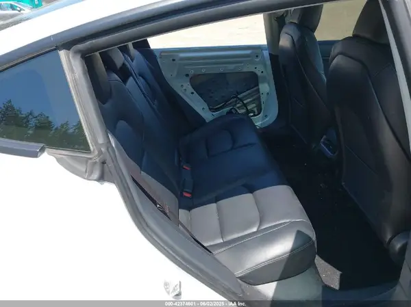 5YJ3E1EB0LF741639 2020 TESLA MODEL 3 - Image 8