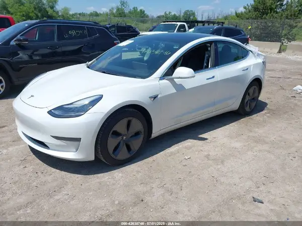 5YJ3E1EB0LF744430 2020 TESLA MODEL 3 - Image 2