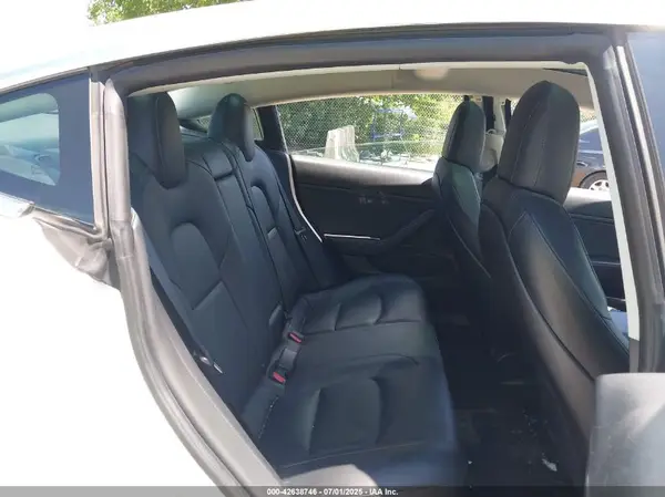 5YJ3E1EB0LF744430 2020 TESLA MODEL 3 - Image 8