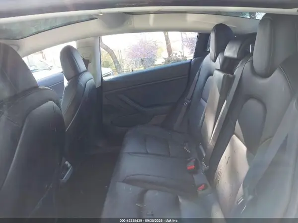 5YJ3E1EB0LF786998 2020 TESLA MODEL 3 - Image 8