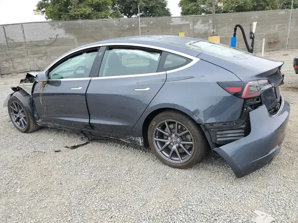5YJ3E1EB0LF790291 2020 TESLA MODEL 3 - Image 2