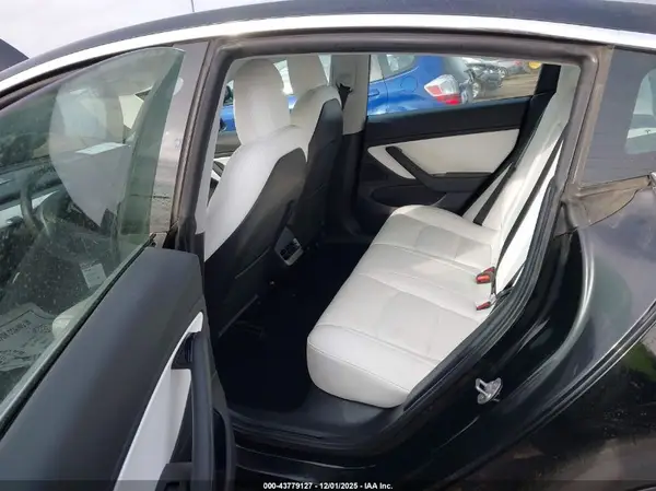 5YJ3E1EB0LF795667 2020 TESLA MODEL 3 - Image 8