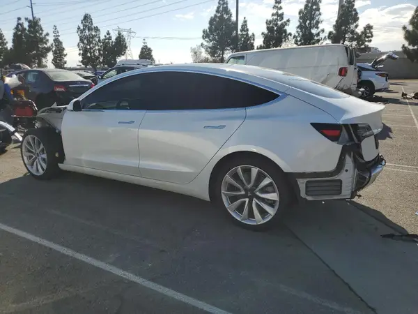 5YJ3E1EB0LF807218 2020 TESLA MODEL 3 - Image 2