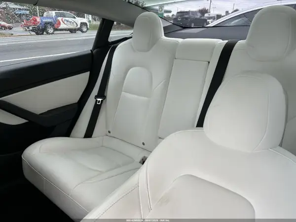 5YJ3E1EB0M855156 2021 TESLA MODEL 3 - Image 8