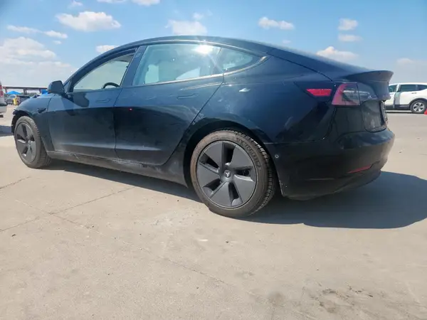 5YJ3E1EB0MF013241 2021 TESLA MODEL 3 - Image 2