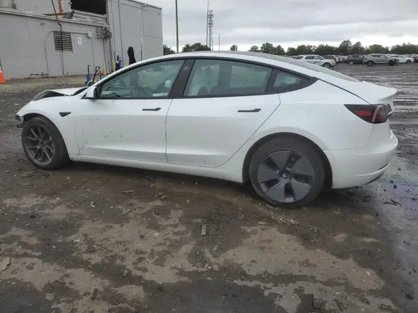 5YJ3E1EB0MF013336 2021 TESLA MODEL 3 - Image 2