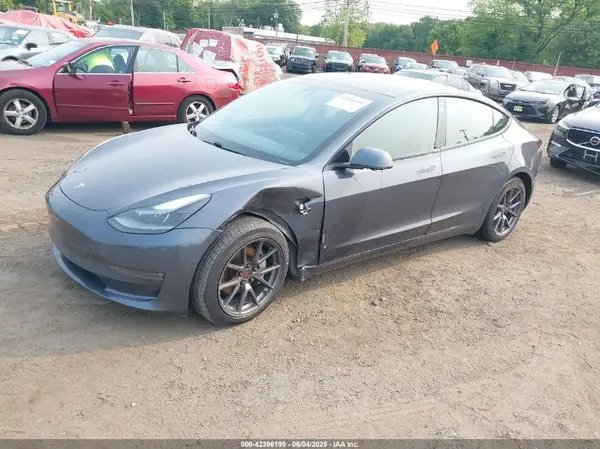 5YJ3E1EB0MF036423 2021 TESLA MODEL 3 - Image 2