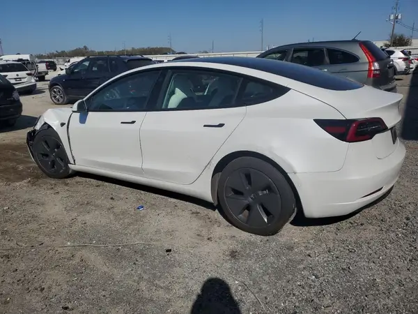 5YJ3E1EB0MF036440 2021 TESLA MODEL 3 - Image 2