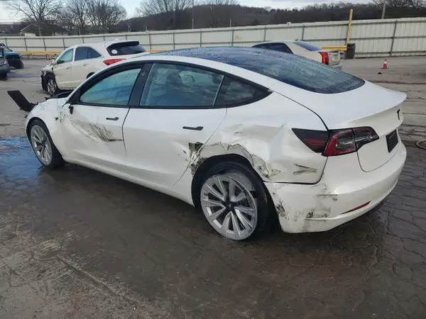 5YJ3E1EB0MF044327 2021 TESLA MODEL 3 - Image 2