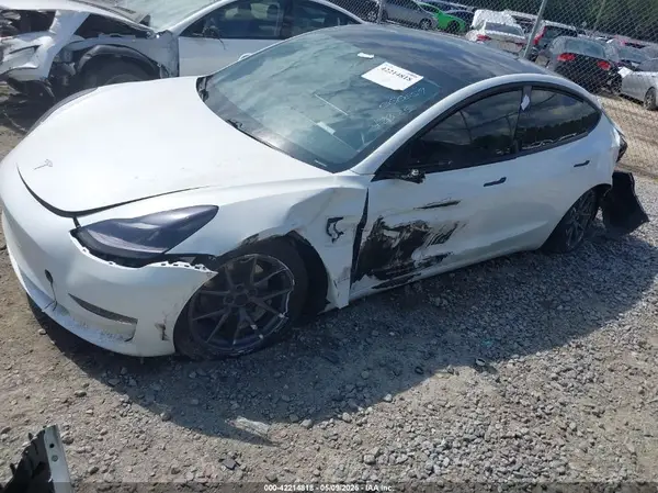 5YJ3E1EB0MF050659 2021 TESLA MODEL 3 - Image 2