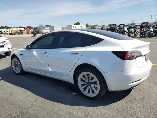 5YJ3E1EB0MF050922 2021 TESLA MODEL 3 - Image 2