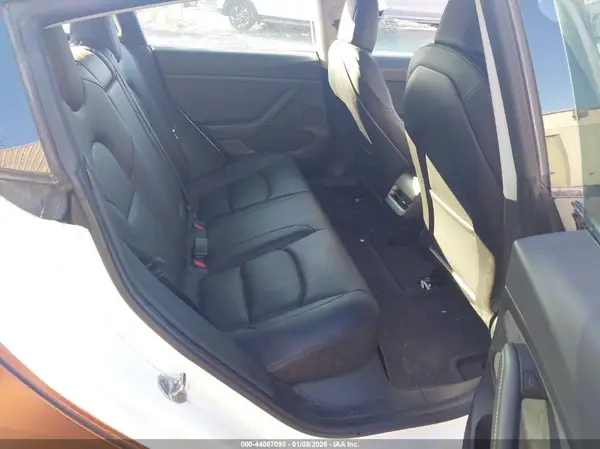 5YJ3E1EB0MF055571 2021 TESLA MODEL 3 - Image 8