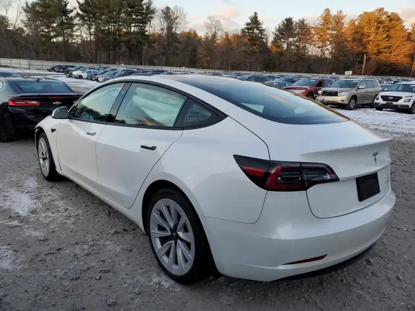 5YJ3E1EB0MF056459 2021 TESLA MODEL 3 - Image 2