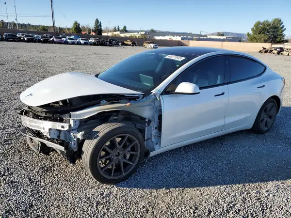 5YJ3E1EB0MF059457 2021 TESLA MODEL 3 - Image 1