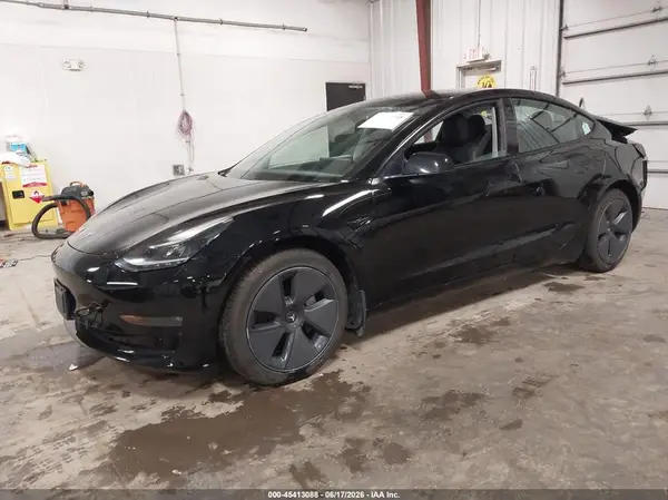 5YJ3E1EB0MF065579 2021 TESLA MODEL 3 - Image 2