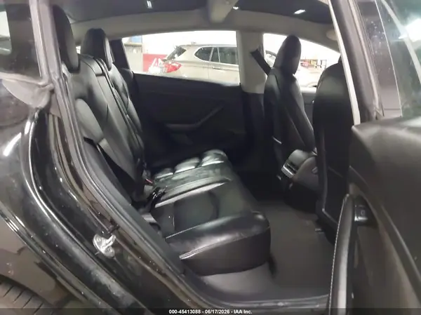 5YJ3E1EB0MF065579 2021 TESLA MODEL 3 - Image 8