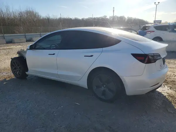 5YJ3E1EB0MF068627 2021 TESLA MODEL 3 - Image 2