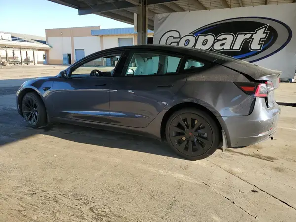 5YJ3E1EB0MF070815 2021 TESLA MODEL 3 - Image 2