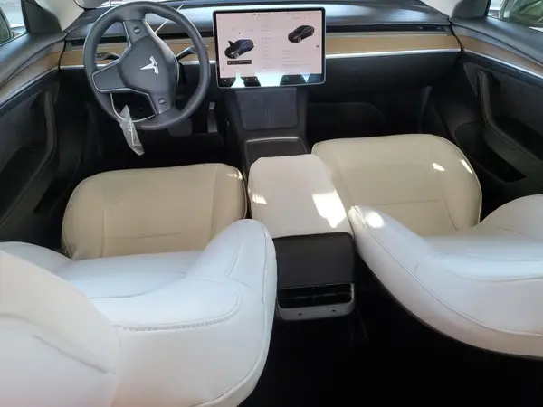5YJ3E1EB0MF070815 2021 TESLA MODEL 3 - Image 8