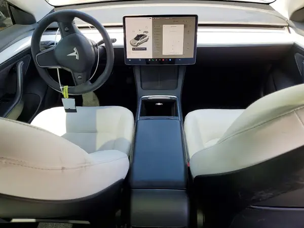 5YJ3E1EB0MF072046 2021 TESLA MODEL 3 - Image 8