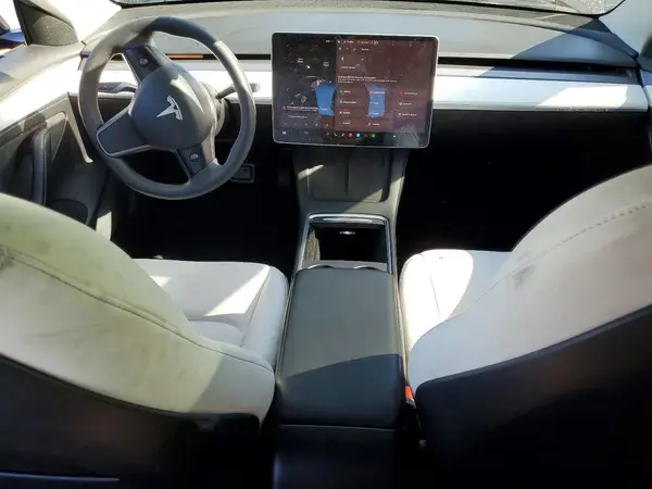 5YJ3E1EB0MF072404 2021 TESLA MODEL 3 - Image 8