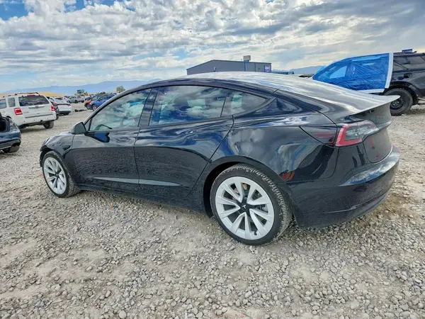 5YJ3E1EB0MF073245 2021 TESLA MODEL 3 - Image 2