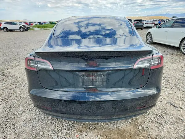 2021 TESLA MODEL 3 auction photo 6