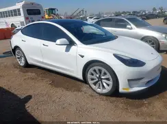 5YJ3E1EB0MF076601 2021 TESLA MODEL 3